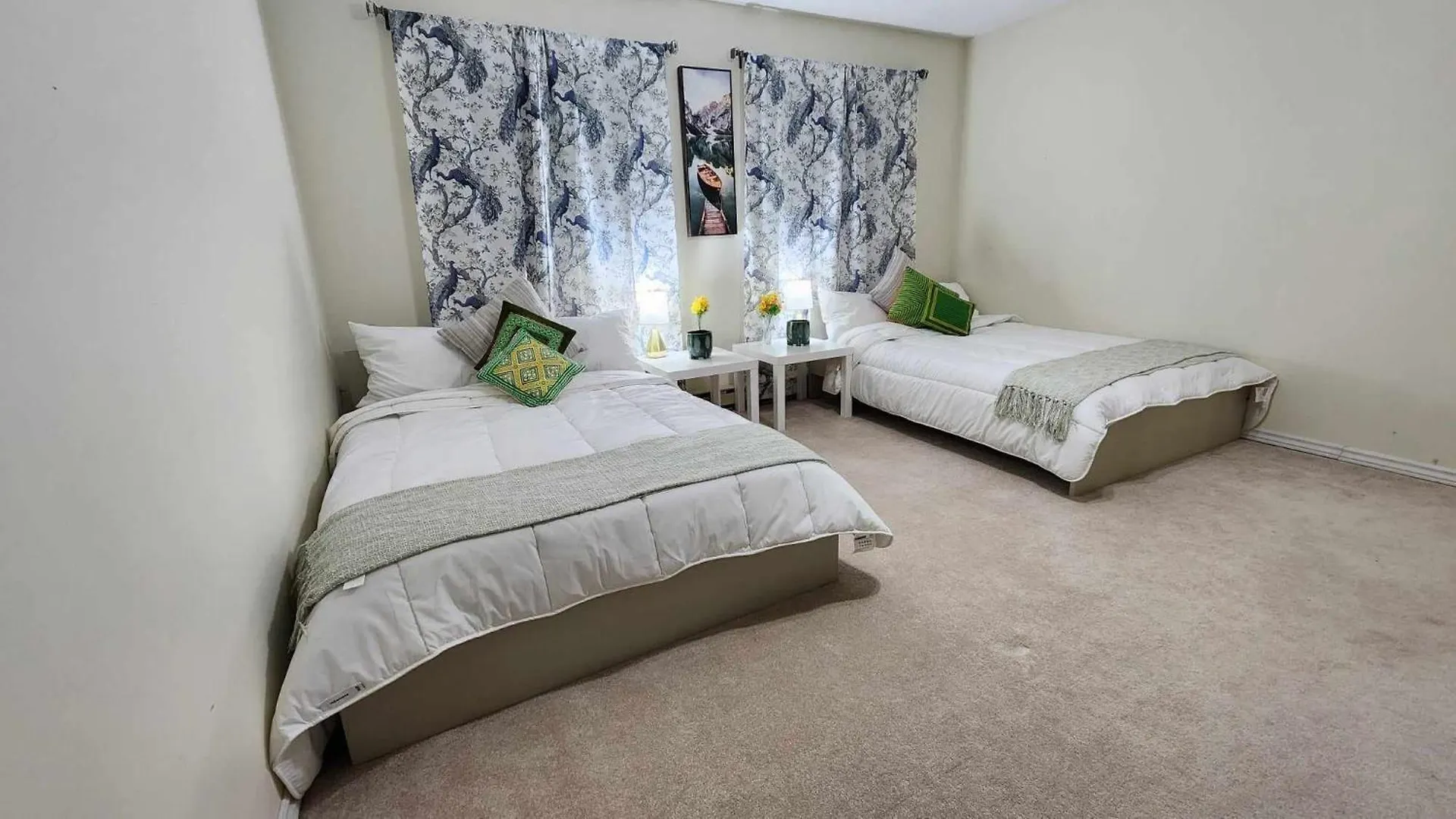 Cozy Town House Hotel Toronto Guest house